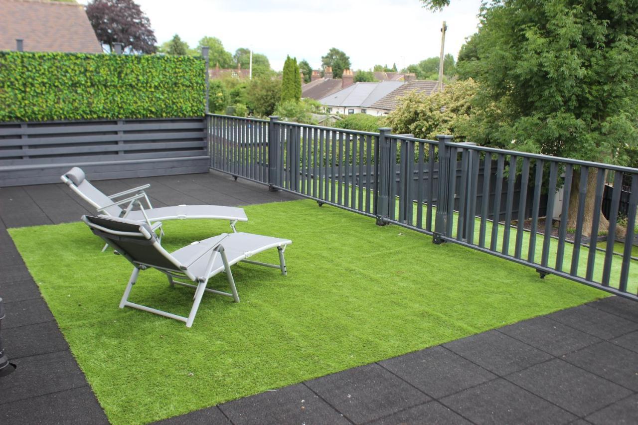 Modern Spacious House - Sleeps 16, Free Parking, Sun Terrace Nuneaton Esterno foto