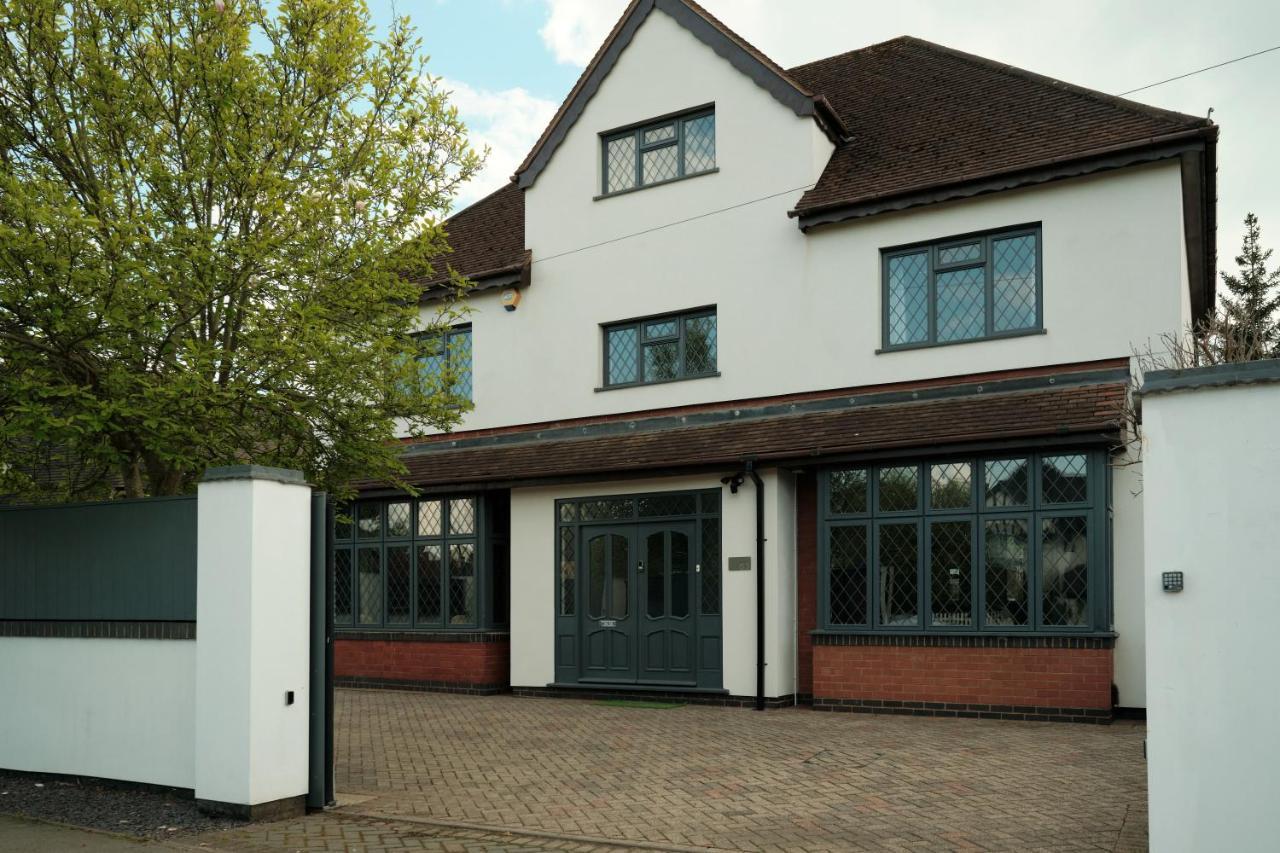 Modern Spacious House - Sleeps 16, Free Parking, Sun Terrace Nuneaton Esterno foto