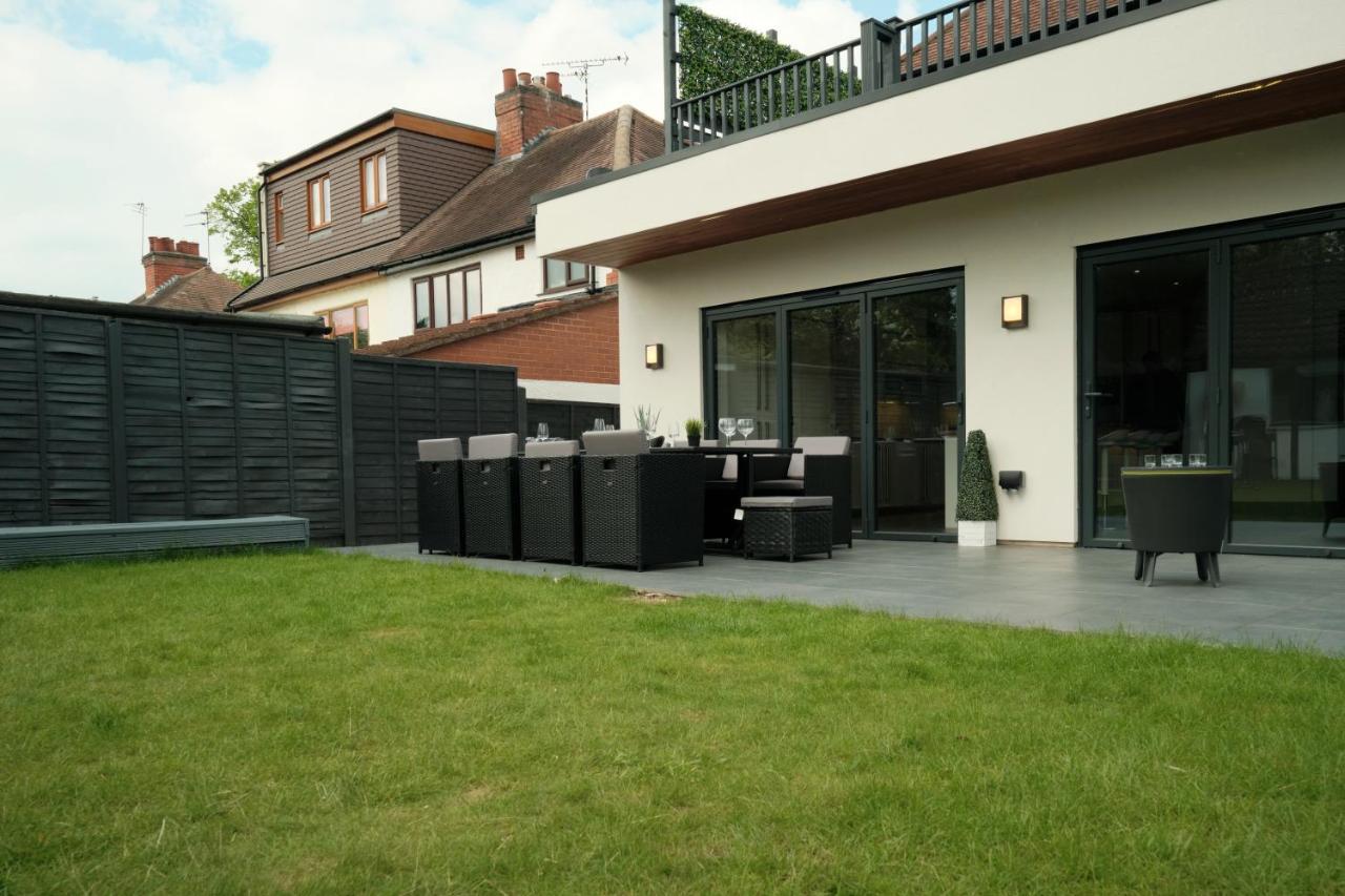 Modern Spacious House - Sleeps 16, Free Parking, Sun Terrace Nuneaton Esterno foto